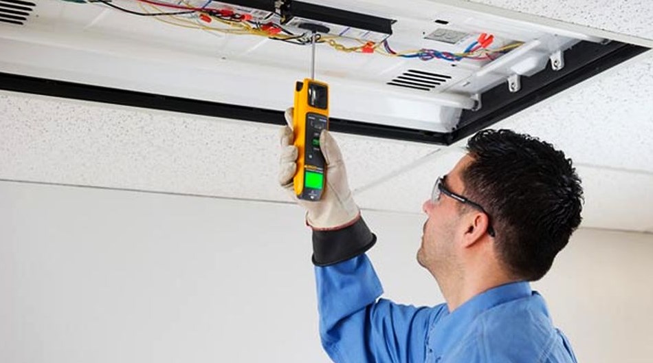 обслуживание и ремонт осветительных электроустановок