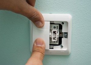 How-to-install-light-switch0889-300x214